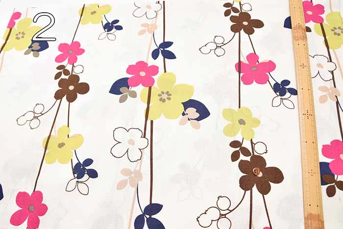 Wide-Width Cotton Buckingham Printed Fabric - Line Flower - Image 3