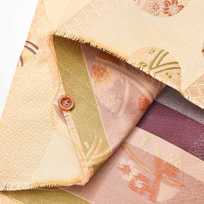 Gold Brocade (Kinran)  Fabric - Temari (Decorative Ball) - Image 4