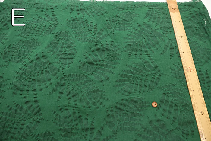 Cotton Nobility Ripple Fabric - Leaf pattern - Image 4