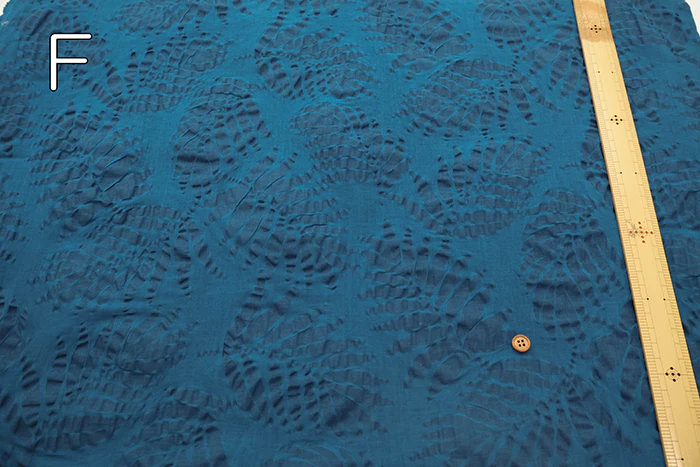 Cotton Nobility Ripple Fabric - Leaf pattern - Image 5